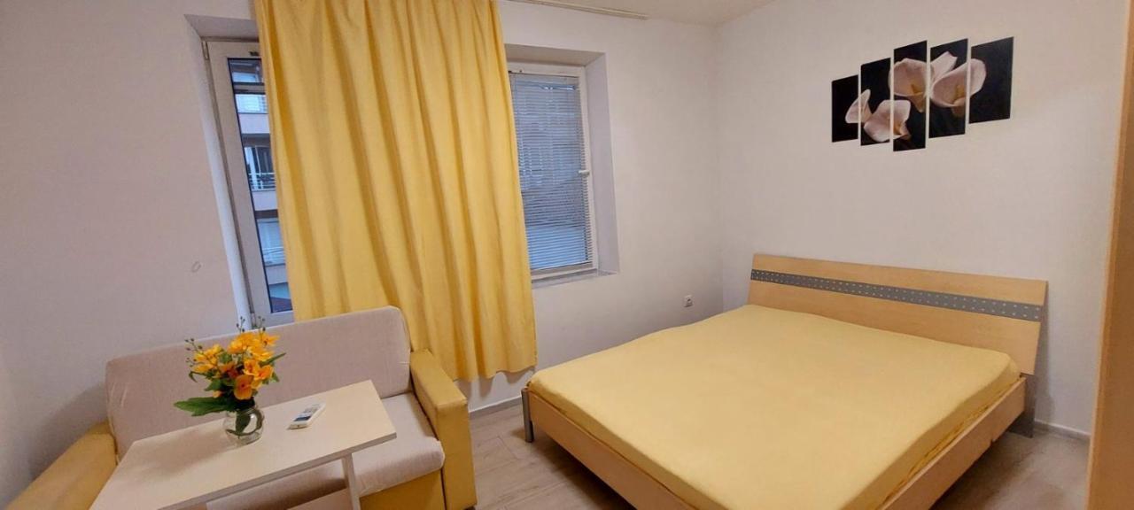 Amore 2- New Apartment In Top Center Varna Esterno foto